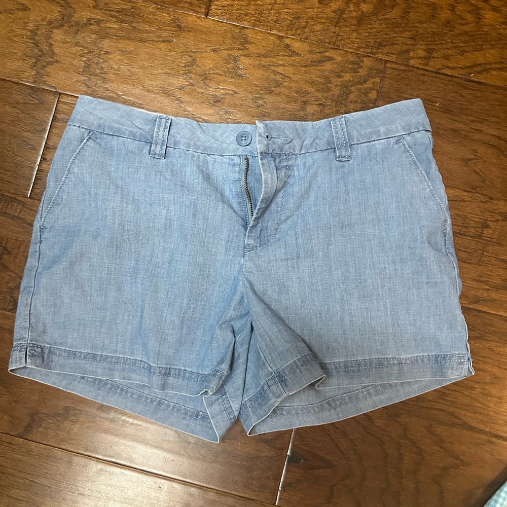Women’s denim shorts